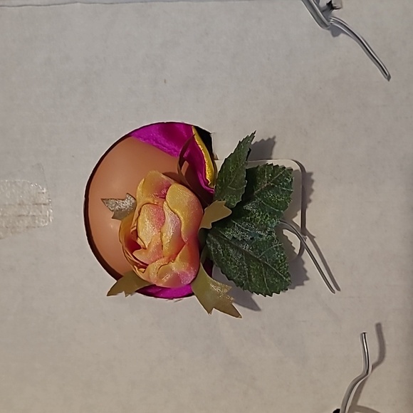 1996 Limited Edition Bill Blass Barbie MINT in BOX Vintage Barbie yellow gown !! - Picture 7 of 13